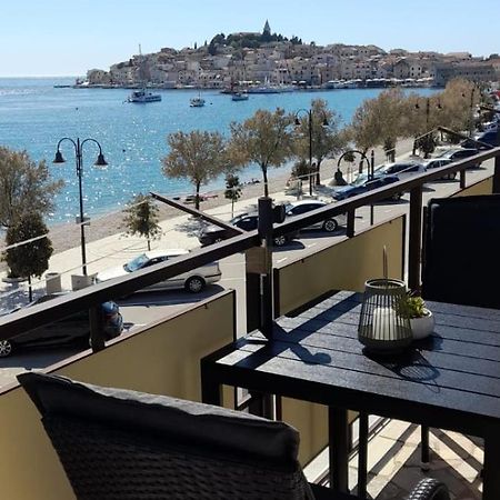 Apartman Pida Primošten Exteriér fotografie